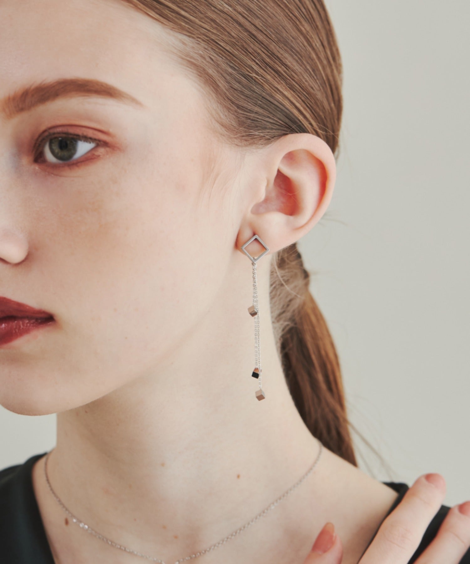 ciite' シーテ ピアス（両耳用） 【 金属アレルギー対応 】 モチーフロングピアス サージカルステンレス (両耳用)