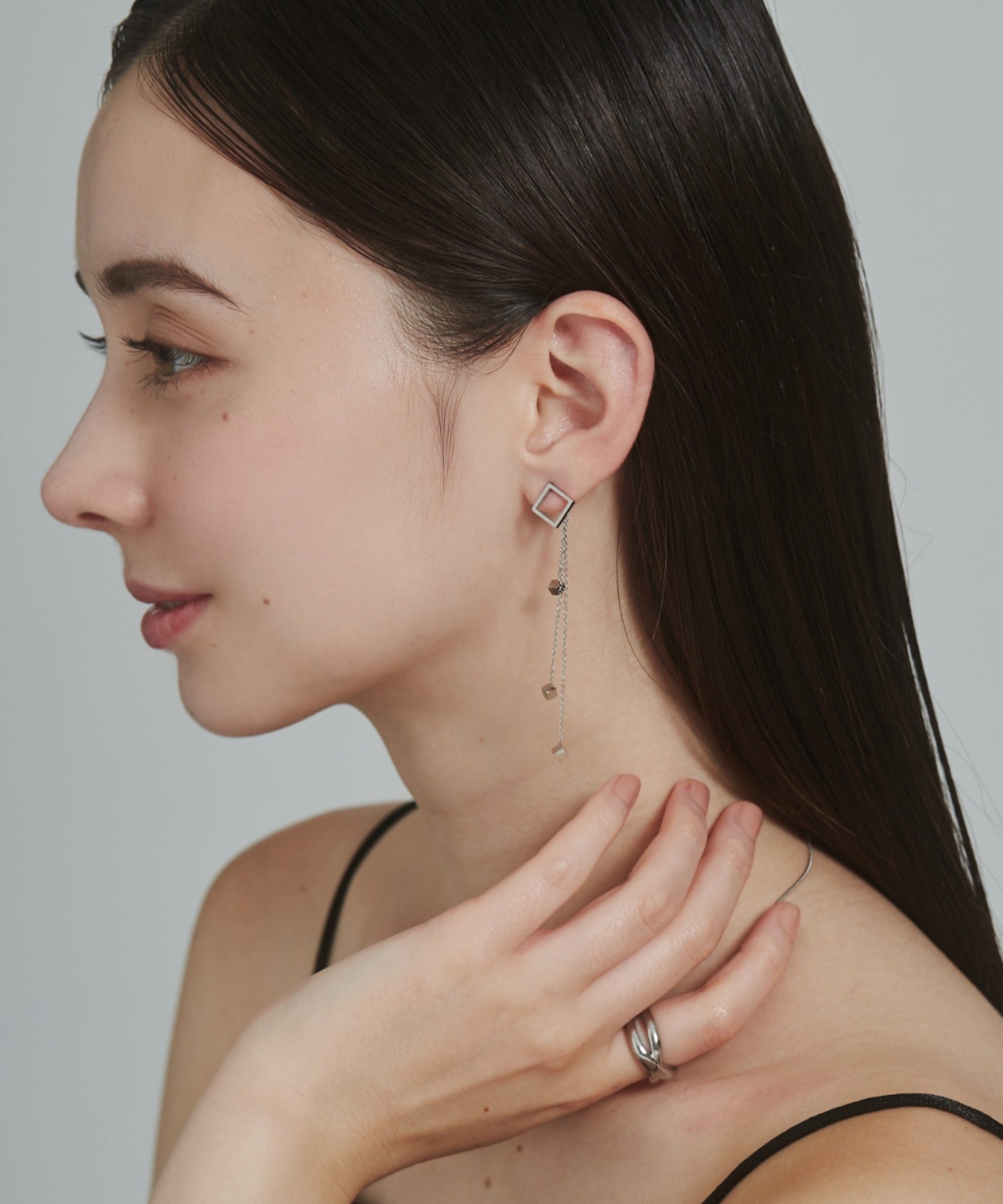 ciite' シーテ ピアス（両耳用） 【 金属アレルギー対応 】 モチーフロングピアス サージカルステンレス (両耳用)