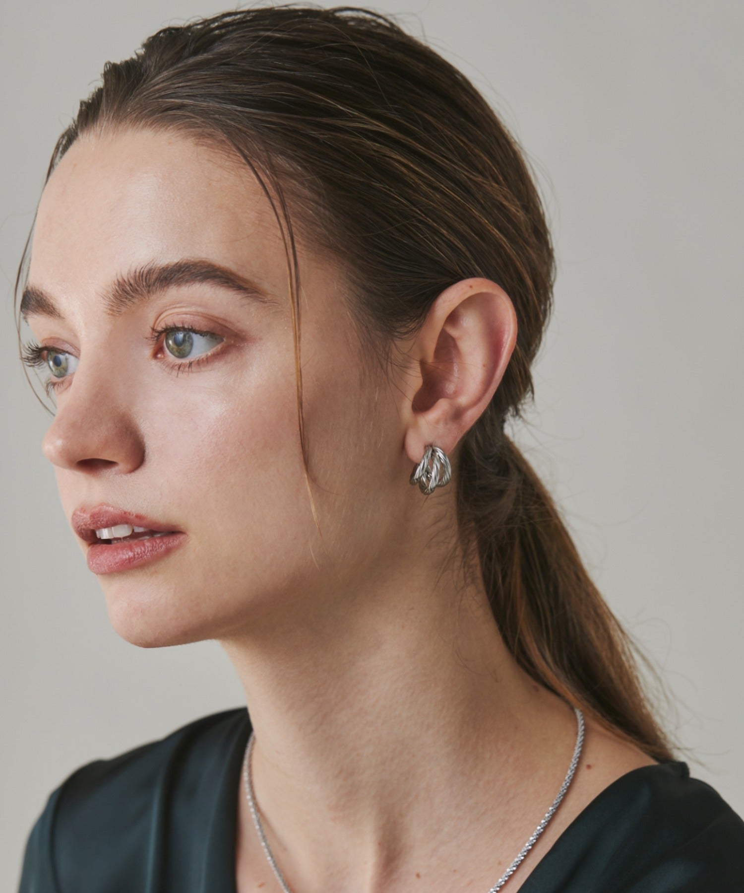 ciite' シーテ ピアス（両耳用） 【 金属アレルギー対応 】 ツイストスリーラインピアス サージカルステンレス (両耳用)