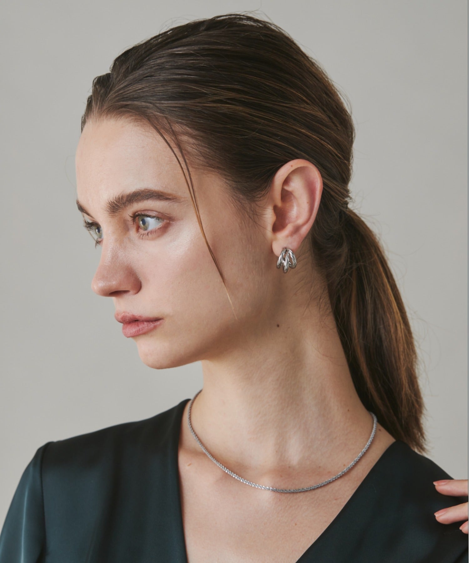 ciite' シーテ ピアス（両耳用） 【 金属アレルギー対応 】 ツイストスリーラインピアス サージカルステンレス (両耳用)