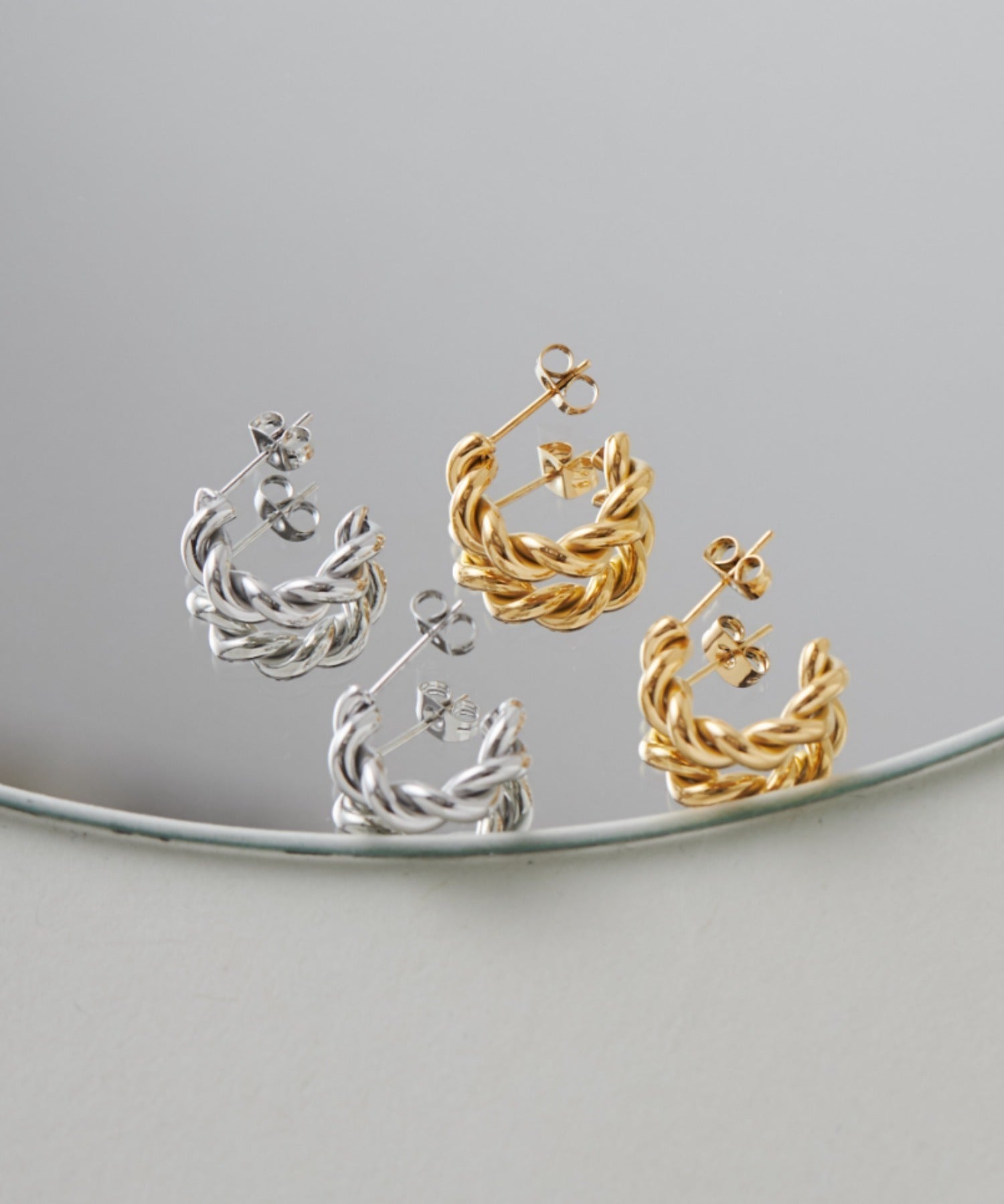 ciite' シーテ ピアス（両耳用） 【 金属アレルギー対応 】 ねじりフープピアス サージカルステンレス (両耳用)