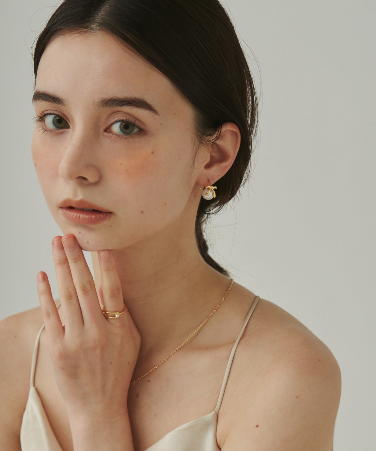 ciite' シーテ ピアス（両耳用） 【 金属アレルギー対応 】 リボンパールピアス サージカルステンレス (両耳用)