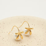 ciite' シーテ ピアス（両耳用） 【 金属アレルギー対応 】 リボンパールピアス サージカルステンレス (両耳用)