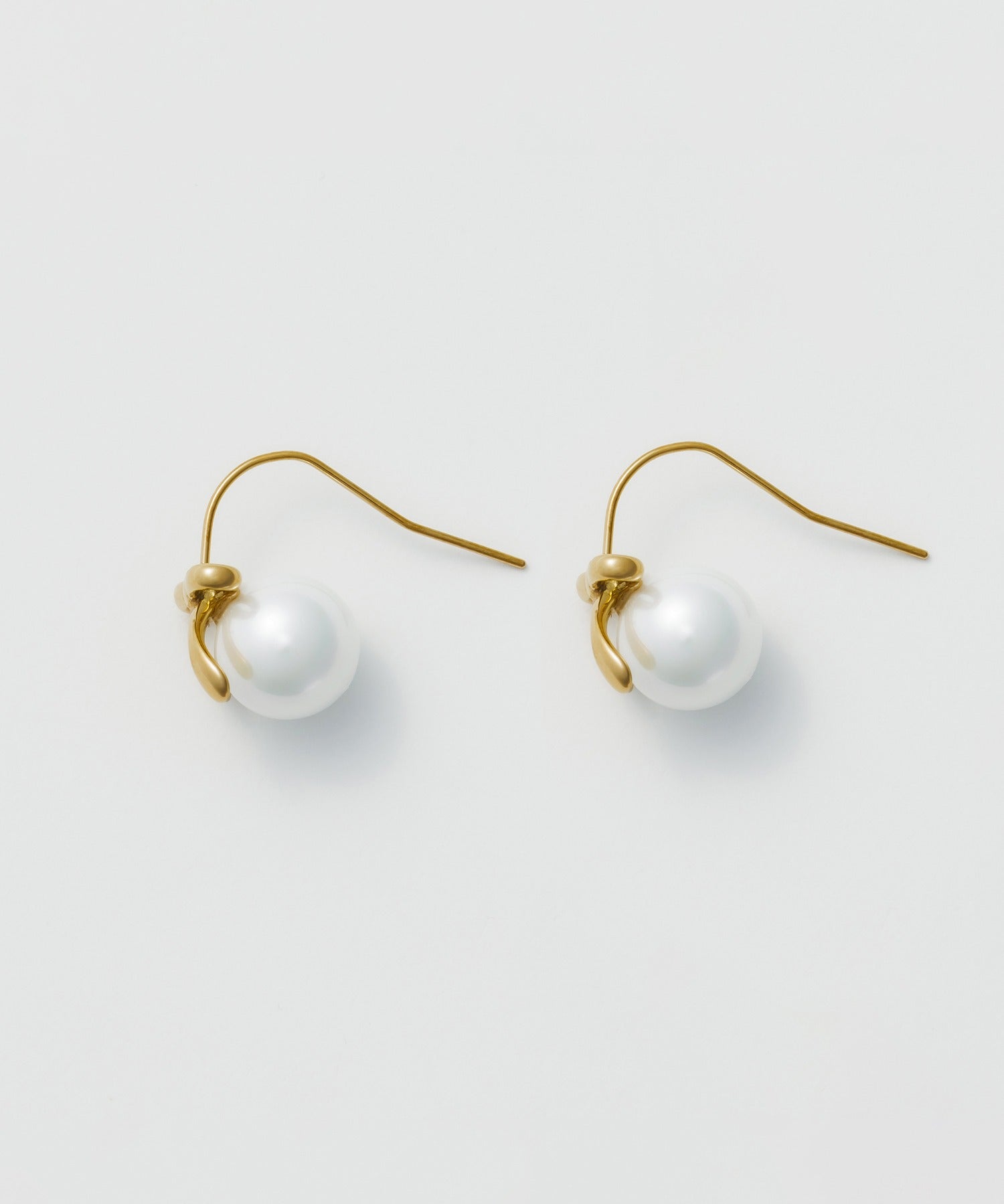 ciite' シーテ ピアス（両耳用） 【 金属アレルギー対応 】 リボンパールピアス サージカルステンレス (両耳用)