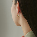 ciite' シーテ ピアス（両耳用） 【 金属アレルギー対応 】パールキャッチ デザインピアス サージカルステンレス