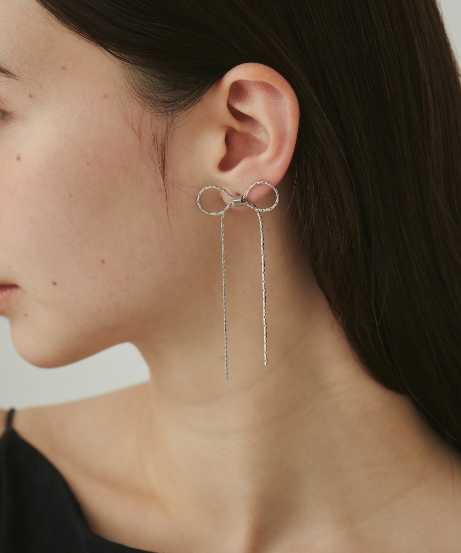 ciite' シーテ ピアス（両耳用） 【 金属アレルギー対応 】 チェーンリボンピアス サージカルステンレス (両耳用) シルバー FREE