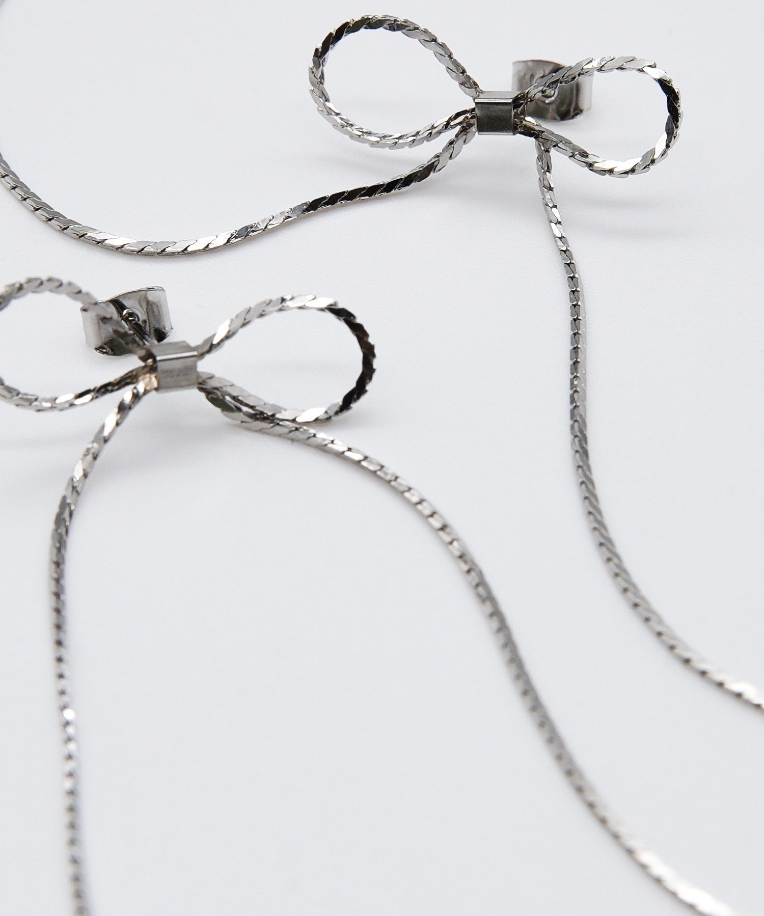 ciite' シーテ ピアス（両耳用） 【 金属アレルギー対応 】 チェーンリボンピアス サージカルステンレス (両耳用)