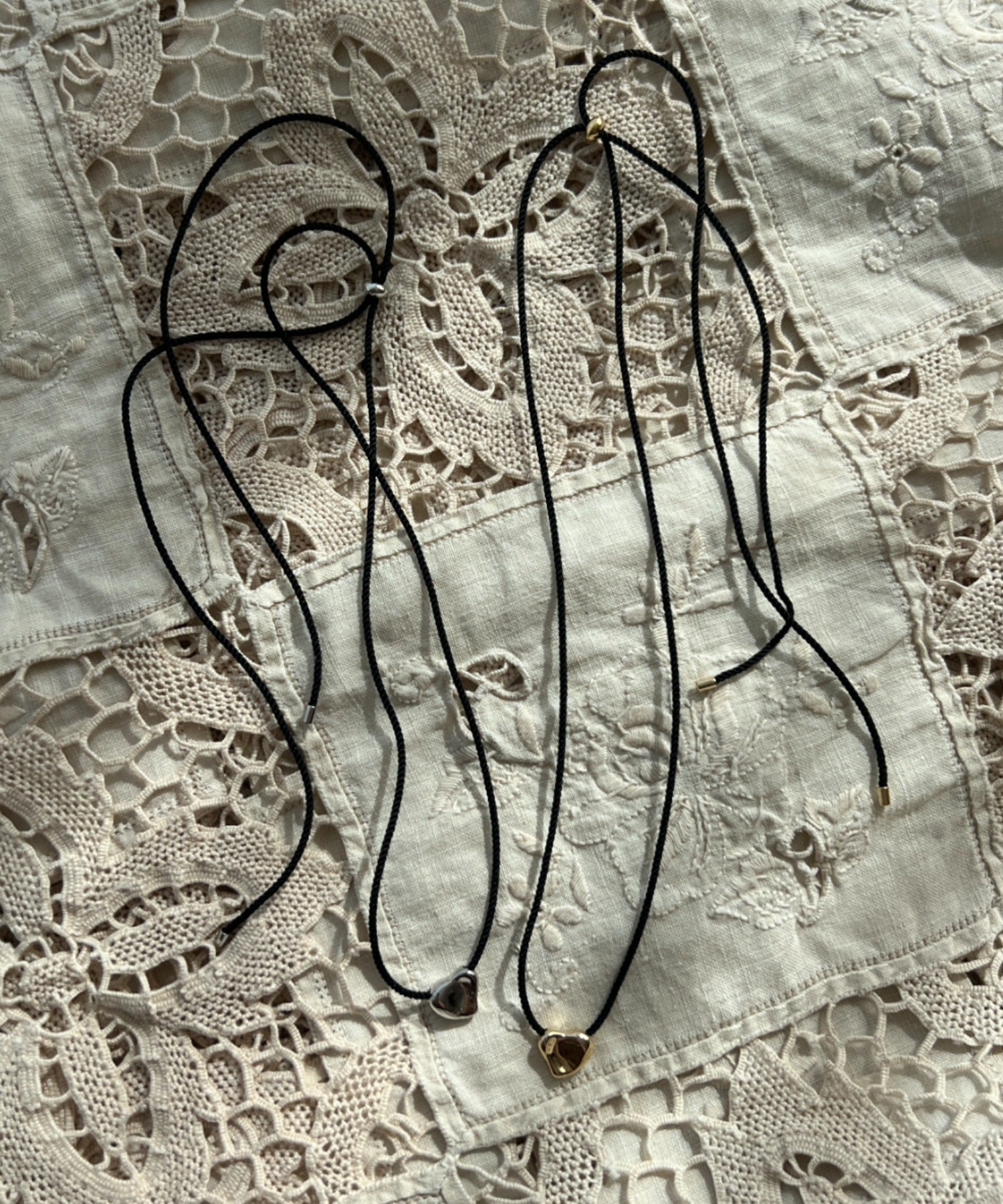 ciite' シーテ チョーカー 変形ハートメタルコードチョーカー