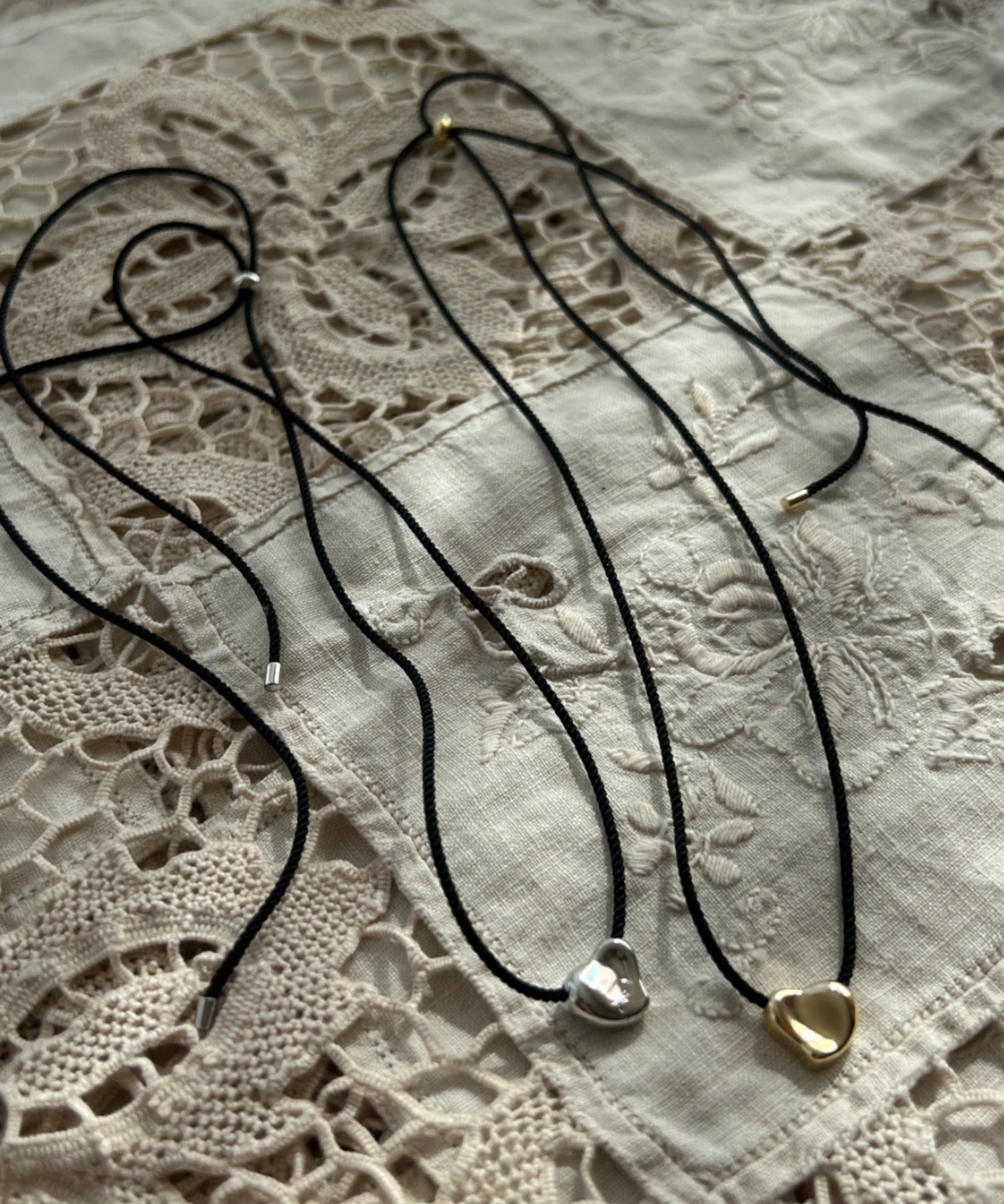 ciite' シーテ チョーカー 変形ハートメタルコードチョーカー