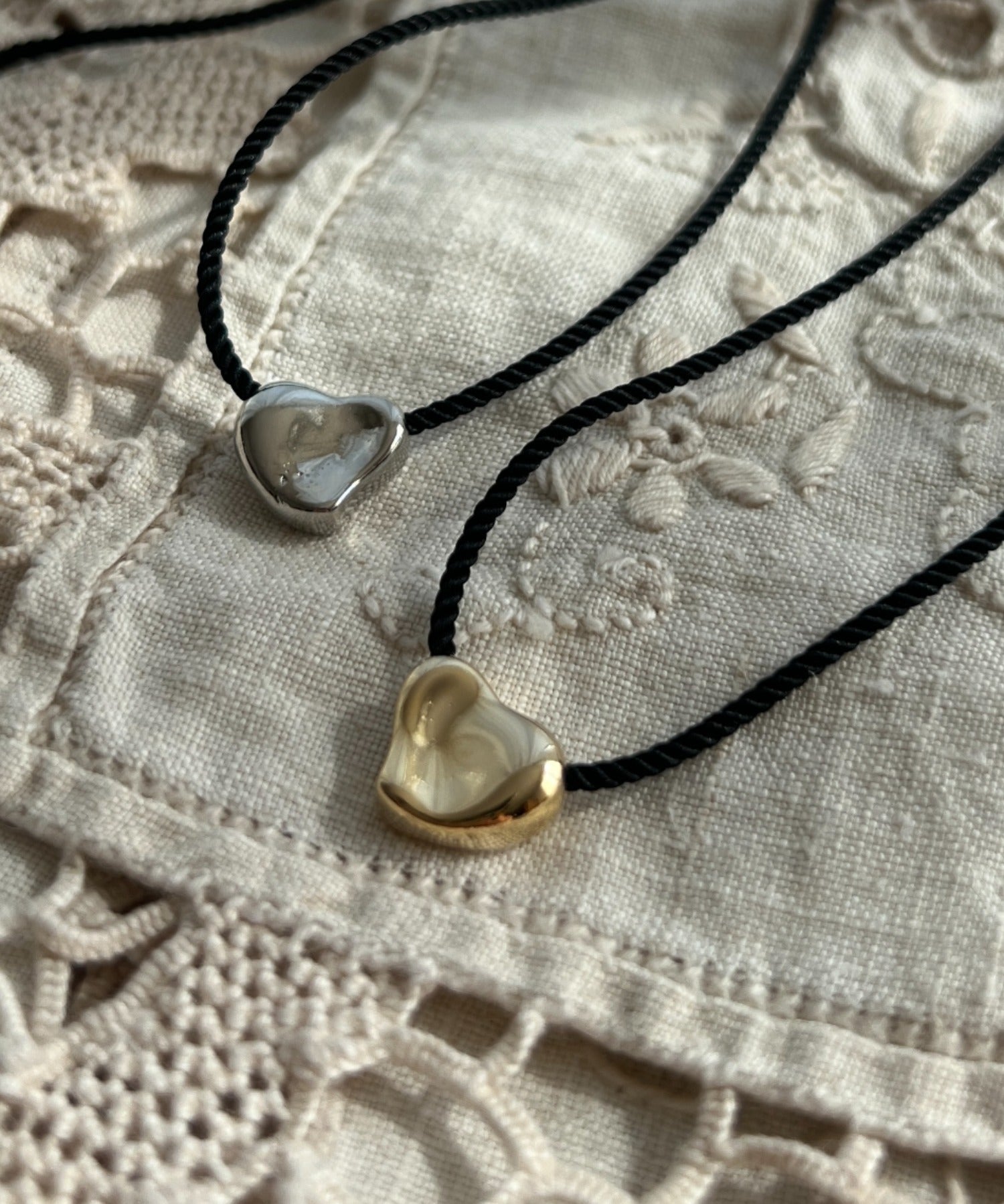 ciite' シーテ チョーカー 変形ハートメタルコードチョーカー