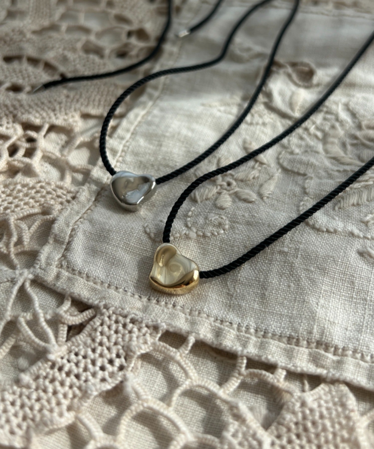 ciite' シーテ チョーカー 変形ハートメタルコードチョーカー