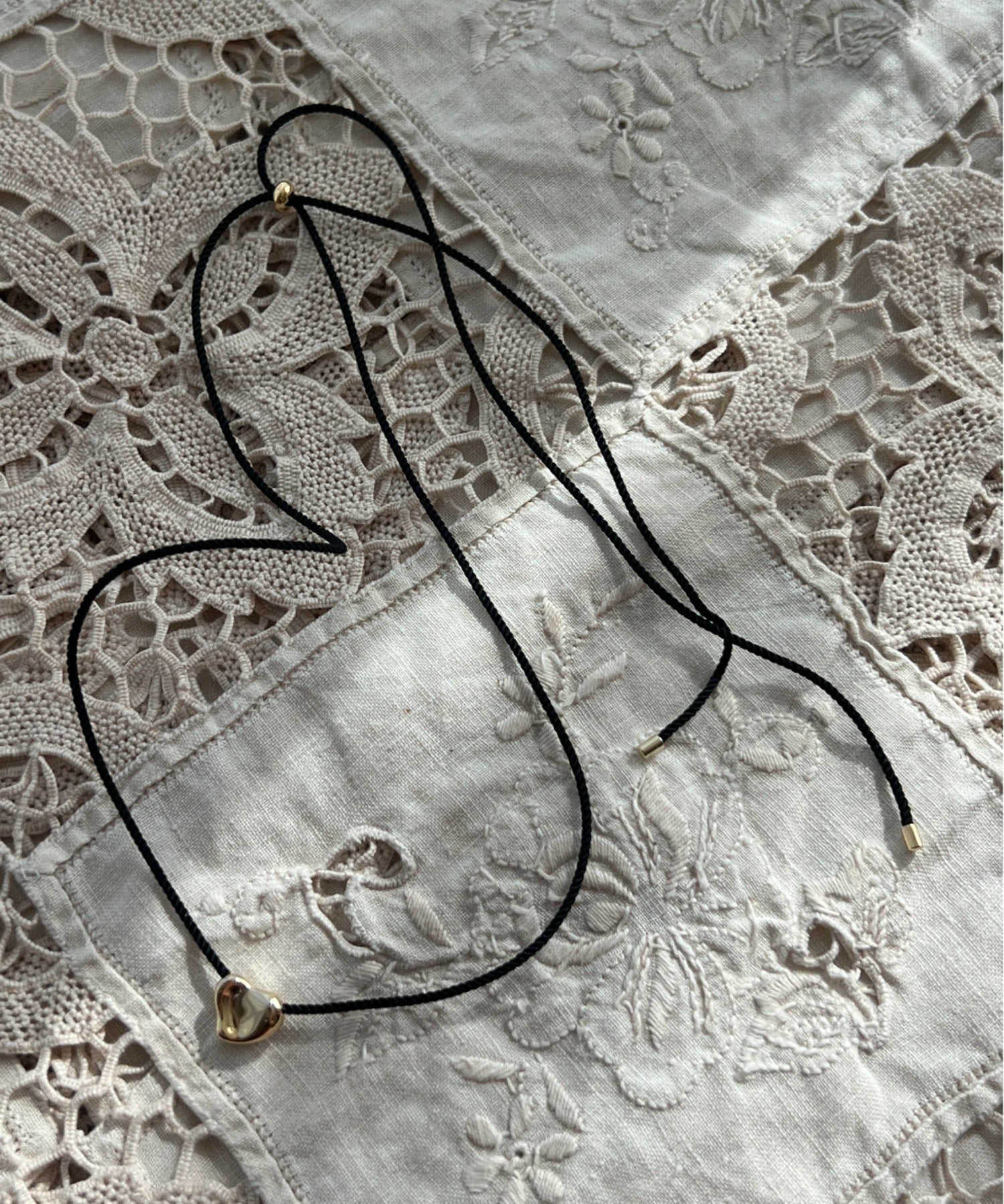 ciite' シーテ チョーカー 変形ハートメタルコードチョーカー