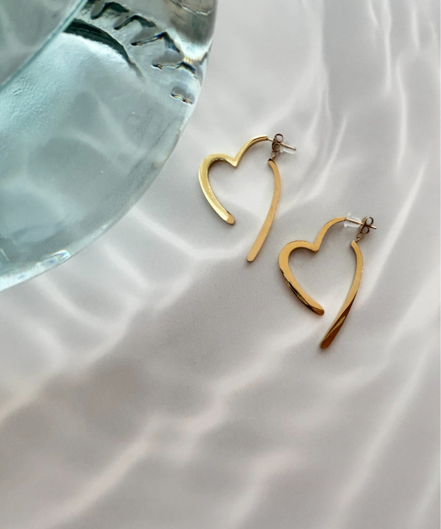 ciite' シーテ ピアス（両耳用） 【 金属アレルギー対応 】 スリングハート リンクピアス サージカルステンレス