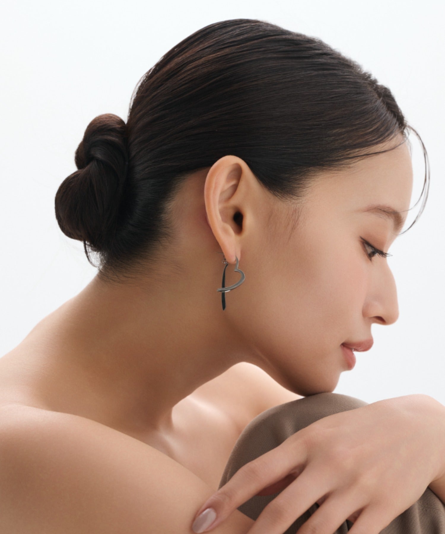 ciite' シーテ ピアス（両耳用） 【 金属アレルギー対応 】 スリングハート リンクピアス サージカルステンレス