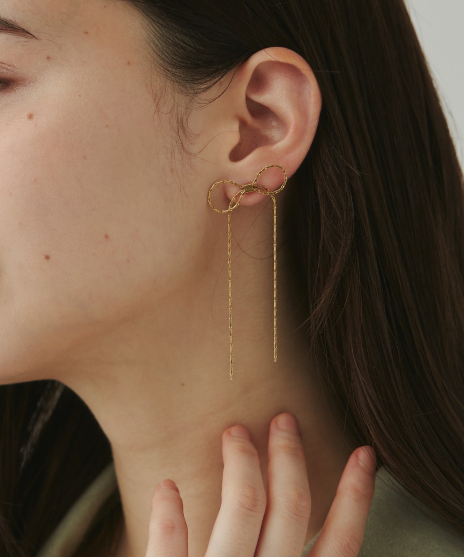ciite' シーテ ピアス（両耳用） チェーンリボンピアス (両耳用)
