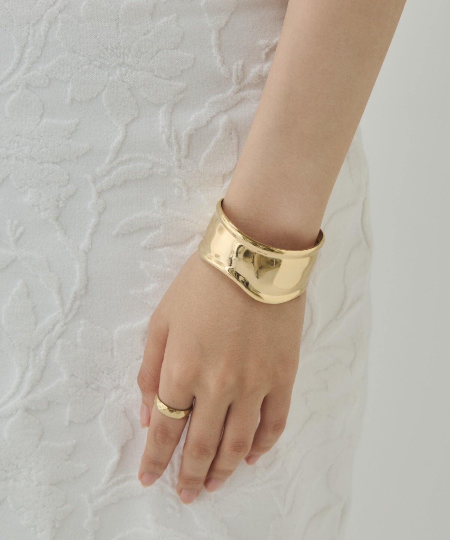 ciite' シーテ バングル/リストバンド ニュアンス ワイド バングル