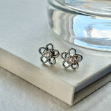 ciite' シーテ ピアス（両耳用） 【 金属アレルギー対応 】ミニフラワービジューピアス サージカルステンレス（両耳用）