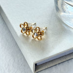 ciite' シーテ ピアス（両耳用） 【 金属アレルギー対応 】ミニフラワービジューピアス サージカルステンレス（両耳用）