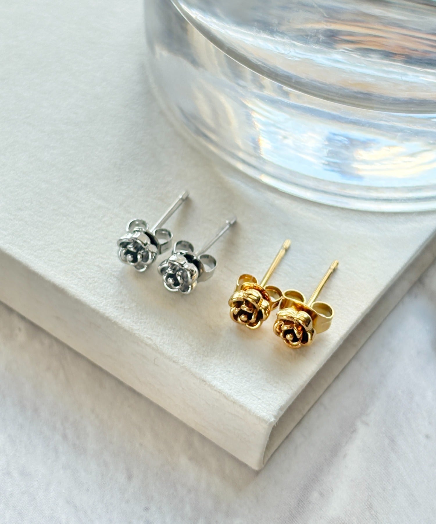 ciite' シーテ ピアス（両耳用） 【 金属アレルギー対応 】ミニローズ ピアス サージカルステンレス（両耳用）