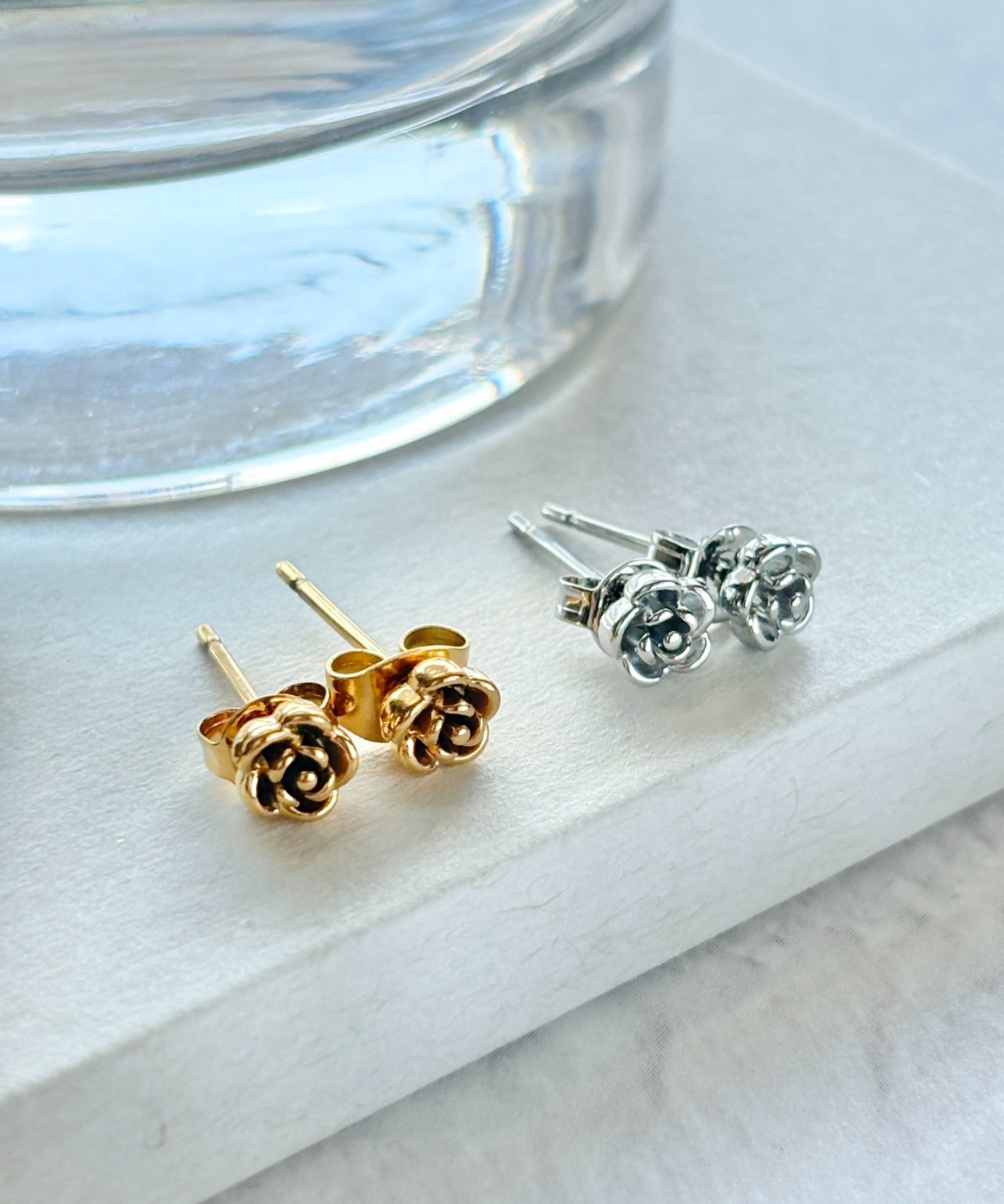 ciite' シーテ ピアス（両耳用） 【 金属アレルギー対応 】ミニローズ ピアス サージカルステンレス（両耳用）