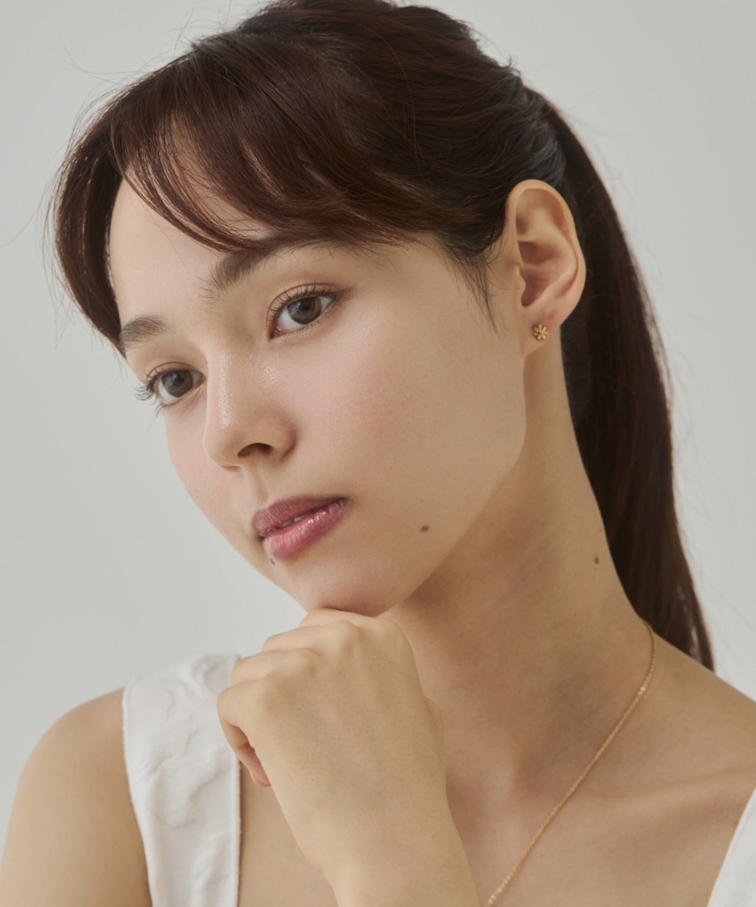 ciite' シーテ ピアス（両耳用） 【 金属アレルギー対応 】デイジーフラワー ミニピアス サージカルステンレス（両耳用）