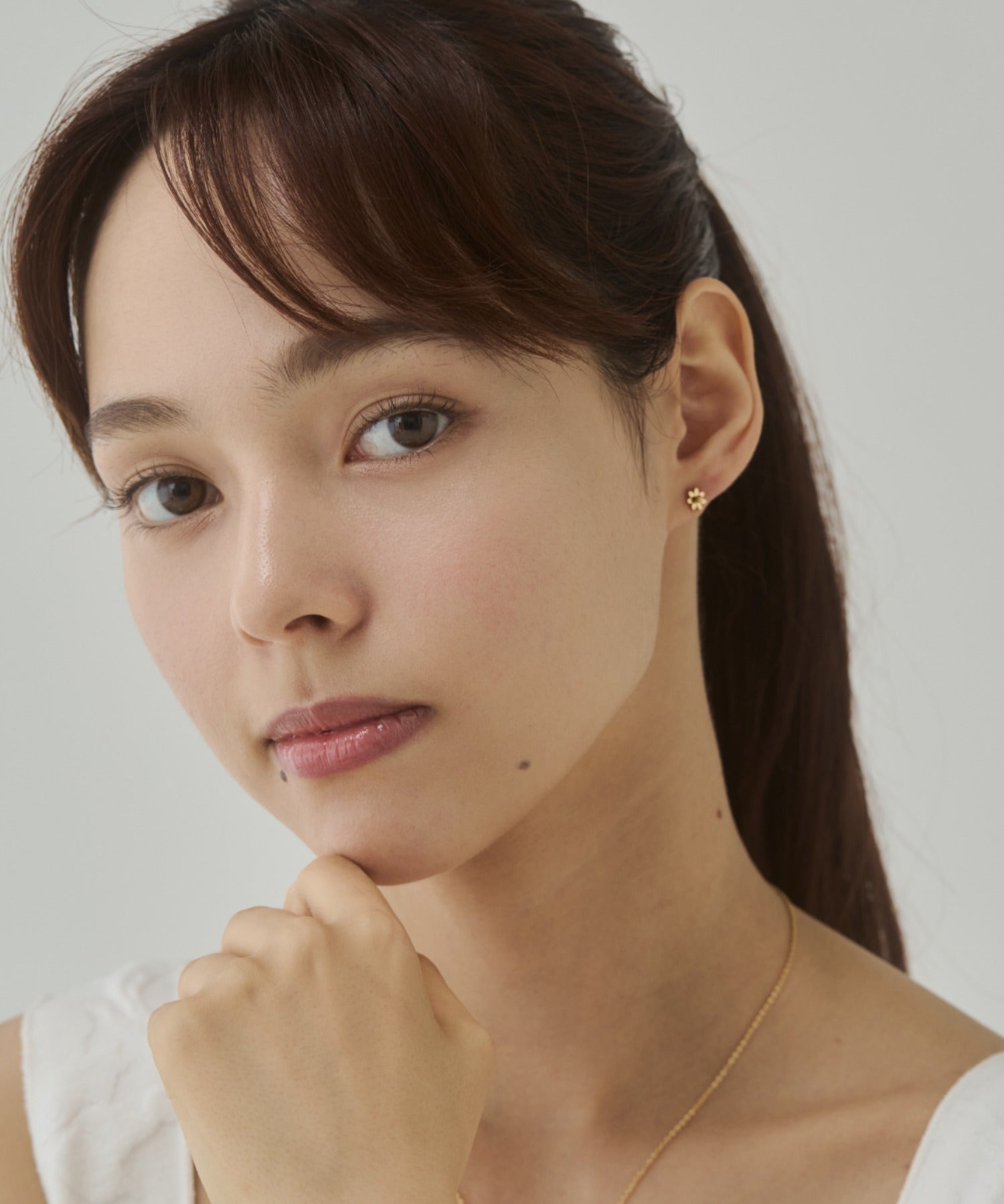 ciite' シーテ ピアス（両耳用） 【 金属アレルギー対応 】デイジーフラワー ミニピアス サージカルステンレス（両耳用）