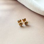 ciite' シーテ ピアス（両耳用） 【 金属アレルギー対応 】デイジーフラワー ミニピアス サージカルステンレス（両耳用）