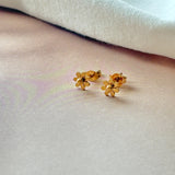 ciite' シーテ ピアス（両耳用） 【 金属アレルギー対応 】デイジーフラワー ミニピアス サージカルステンレス（両耳用）