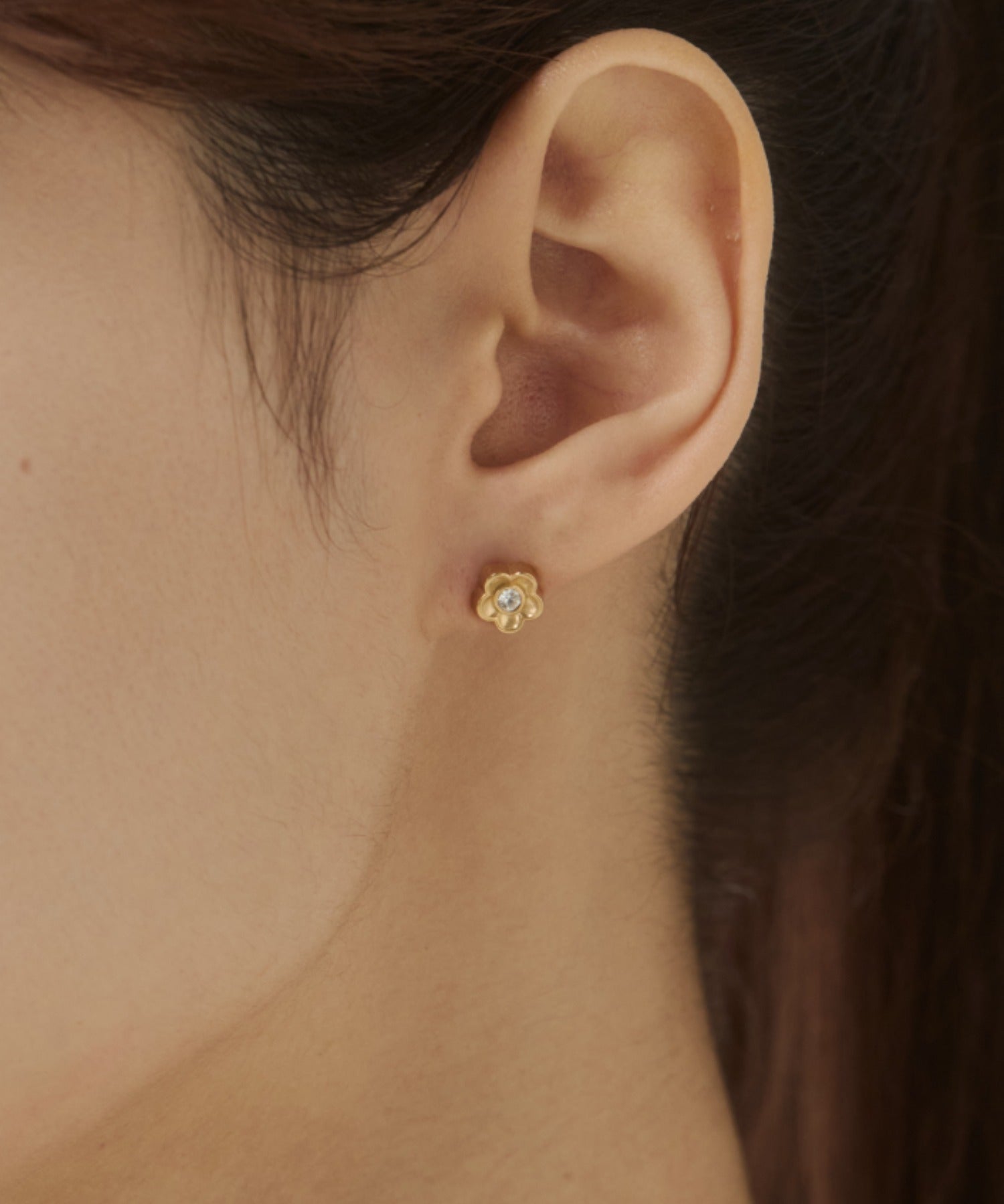 ciite' シーテ ピアス（両耳用） 【 金属アレルギー対応 】フラワービジュー ミニピアス サージカルステンレス（両耳用） ゴールド FREE