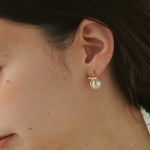 ciite' シーテ ピアス（両耳用） 【 金属アレルギー対応 】 リボンパールピアス サージカルステンレス (両耳用) ゴールド FREE