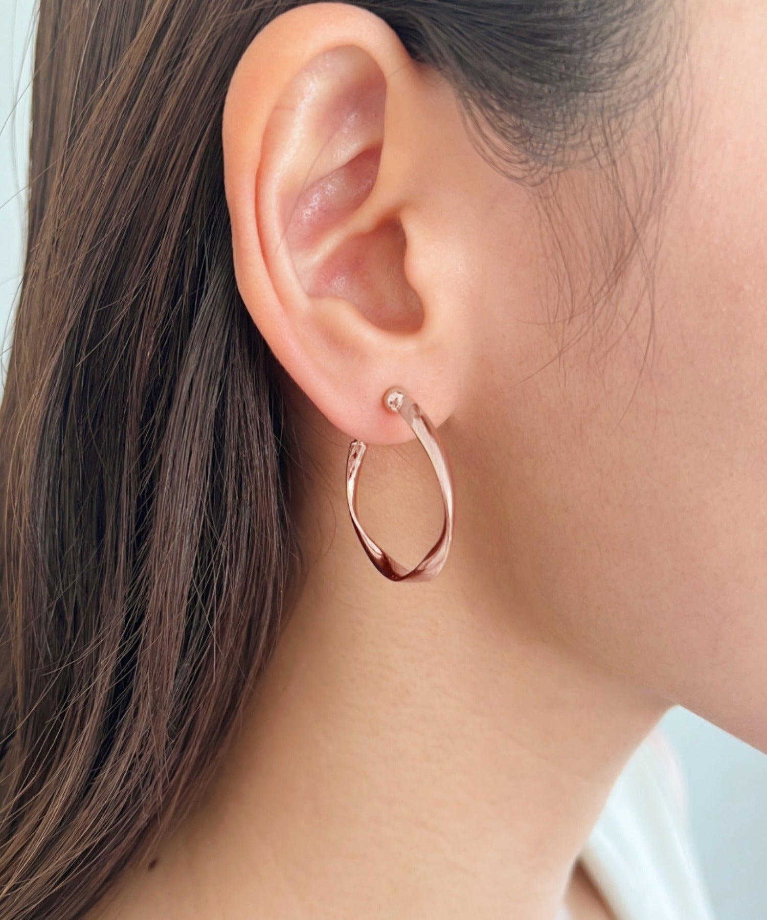 ciite' シーテ イヤリング ねじれフープイヤリング (両耳用) ピンクゴールド FREE