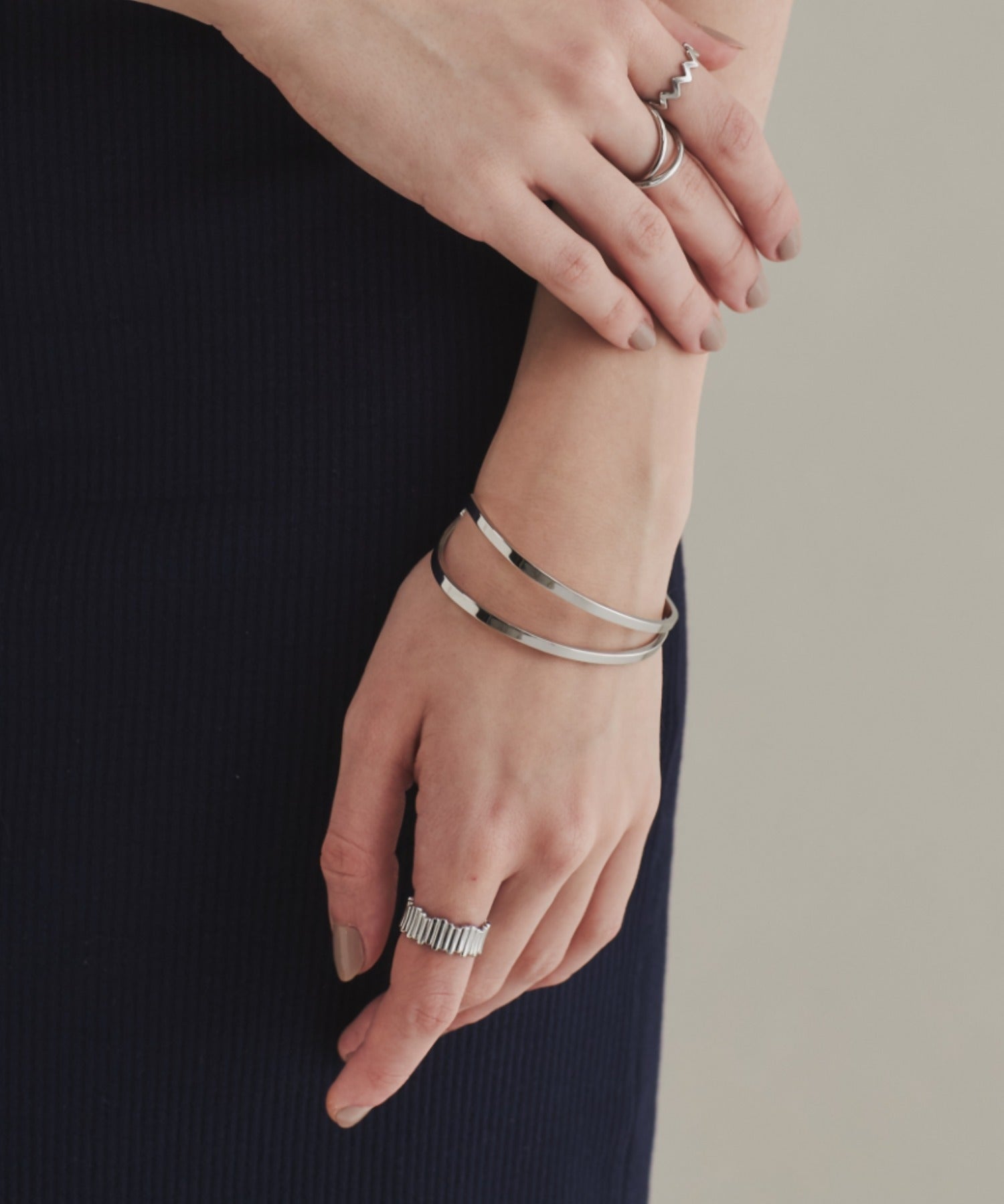 金属アレルギー対応 】 2ラインバングル / ブレスレット サージカル