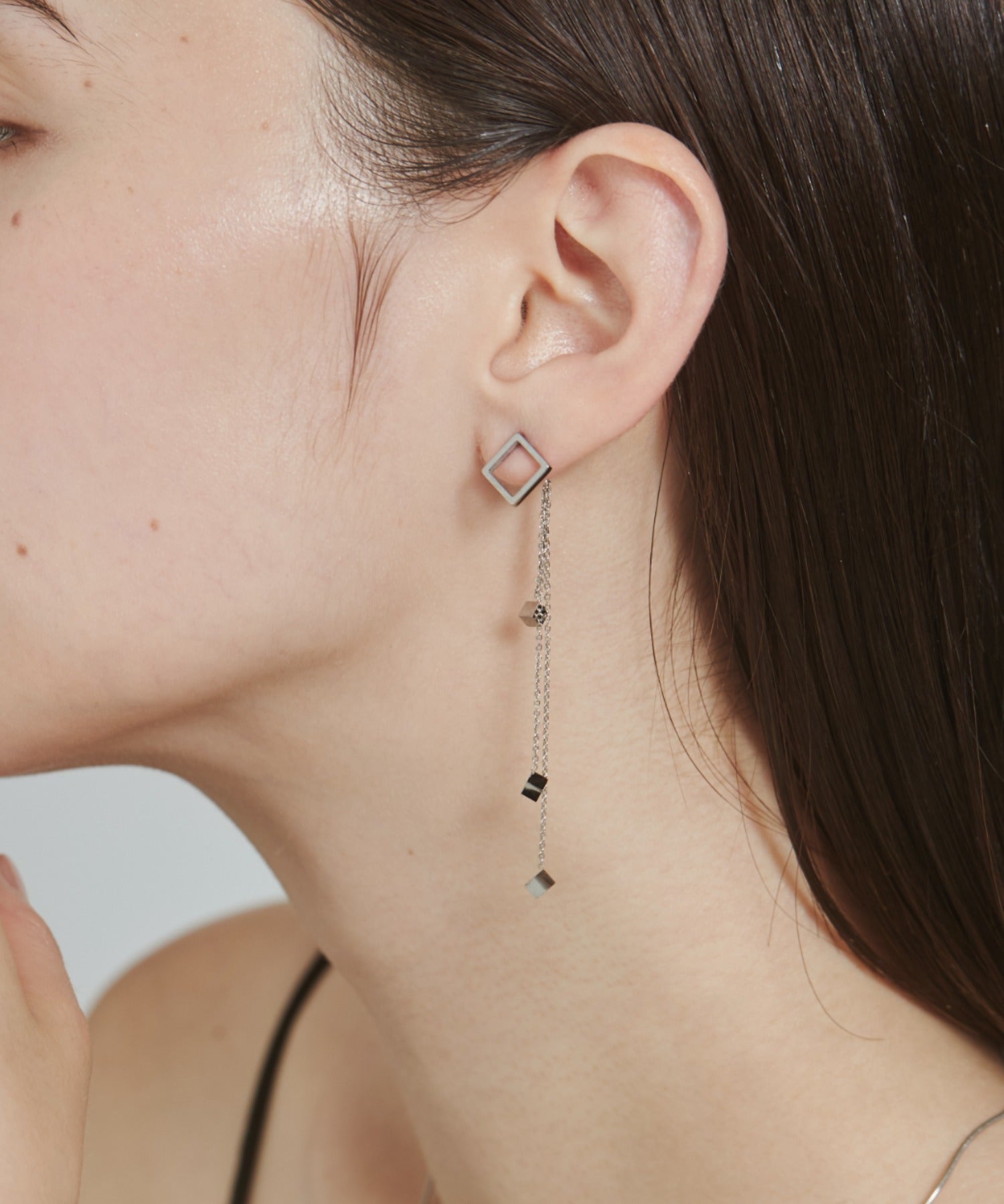 ciite' シーテ ピアス（両耳用） 【 金属アレルギー対応 】 モチーフロングピアス サージカルステンレス (両耳用) シルバー FREE