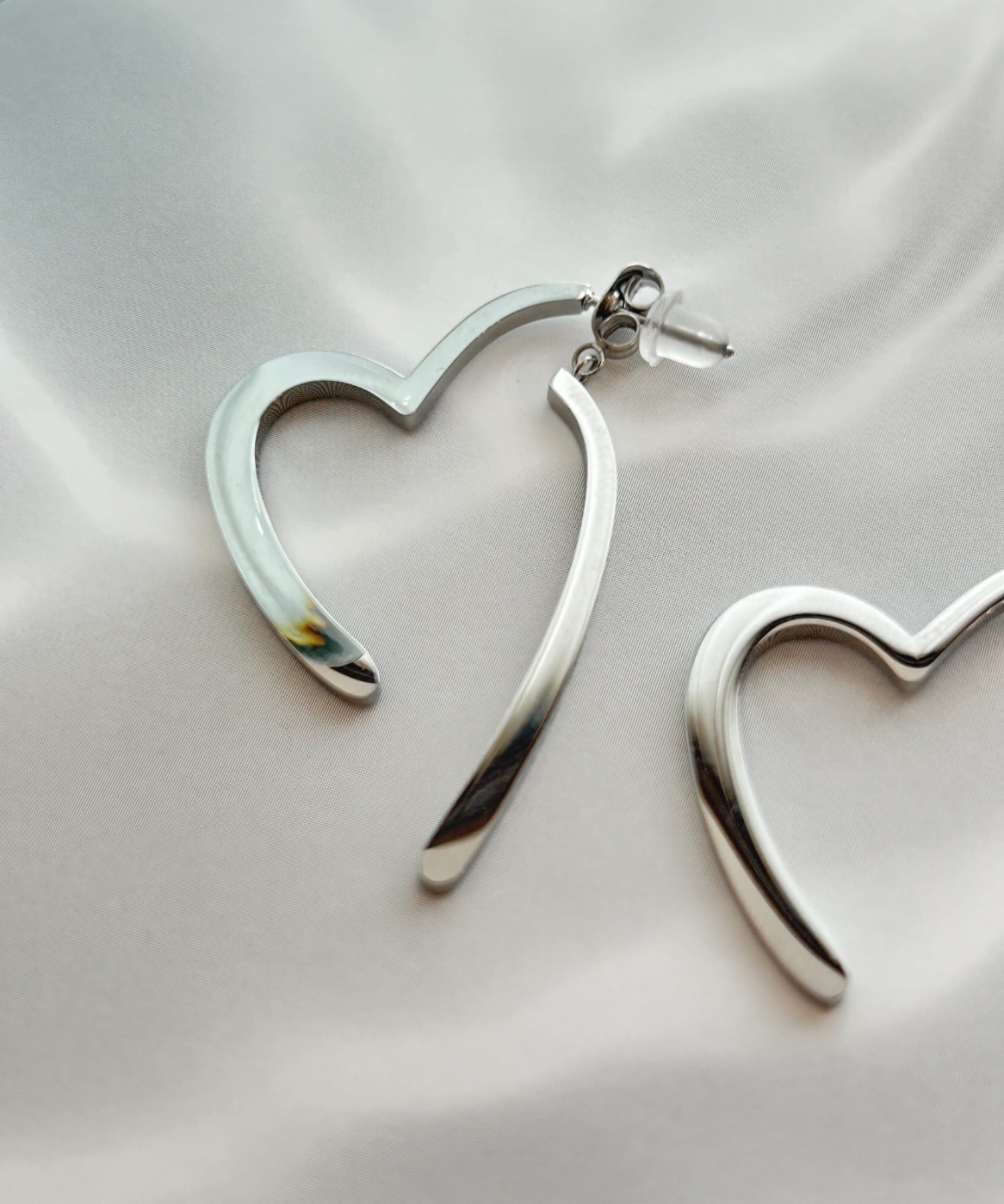 ciite' シーテ ピアス（両耳用） 【 金属アレルギー対応 】 スリングハート リンクピアス サージカルステンレス シルバー FREE