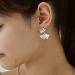 ciite' シーテ ピアス（両耳用） 【 金属アレルギー対応 】フラワーモチーフピアス サージカルステンレス（両耳用） シルバー FREE